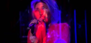 Christine Pepelyan – Shnorhakal Em (Concert Version)