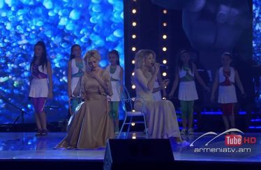 Christine Pepelyan & Leona – Mayrik (The Voice of Armenia)