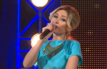 Christine Pepelyan – Shnorhavor (Yerg Yergoc)